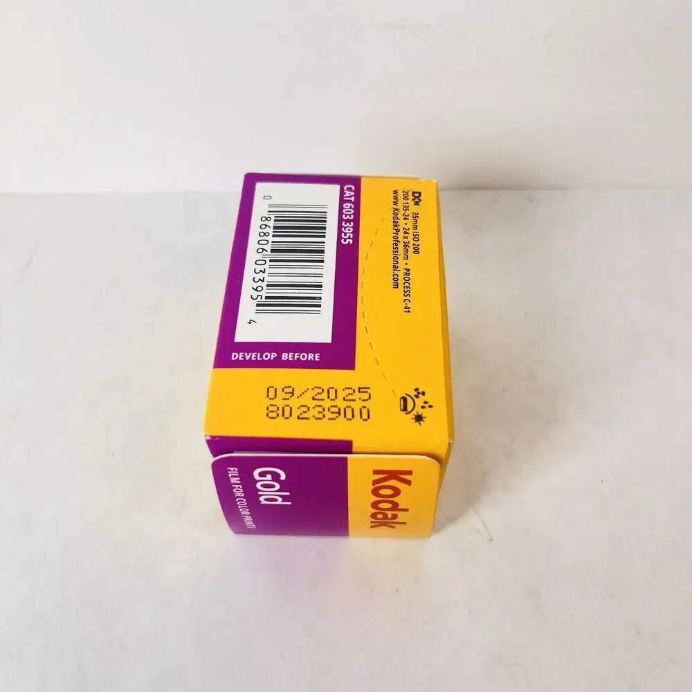 Kodak Gold 200 35mm Color Print Film 24 Exposure ISO 200 Sealed Roll Exp. 9/2025